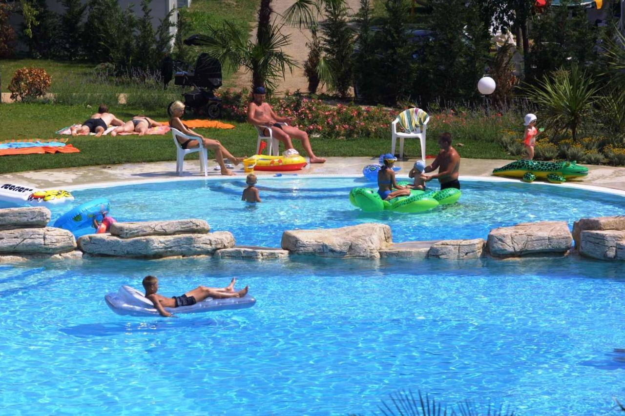Camping Bella Italia In Peschiera Del Garda - Gardasee Διαμέρισμα Εξωτερικό φωτογραφία