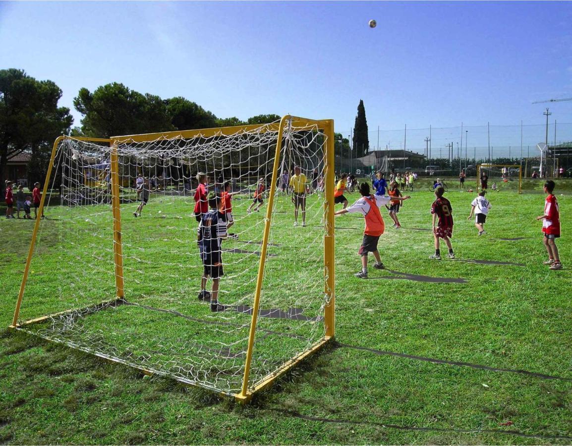 Camping Bella Italia In Peschiera Del Garda - Gardasee Εξωτερικό φωτογραφία