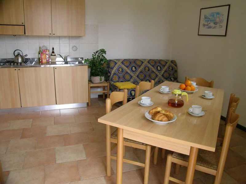 Camping Bella Italia In Peschiera Del Garda - Gardasee Διαμέρισμα Εξωτερικό φωτογραφία