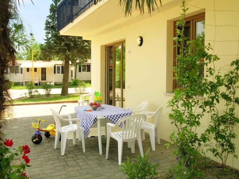 Camping Bella Italia In Peschiera Del Garda - Gardasee Διαμέρισμα Εξωτερικό φωτογραφία