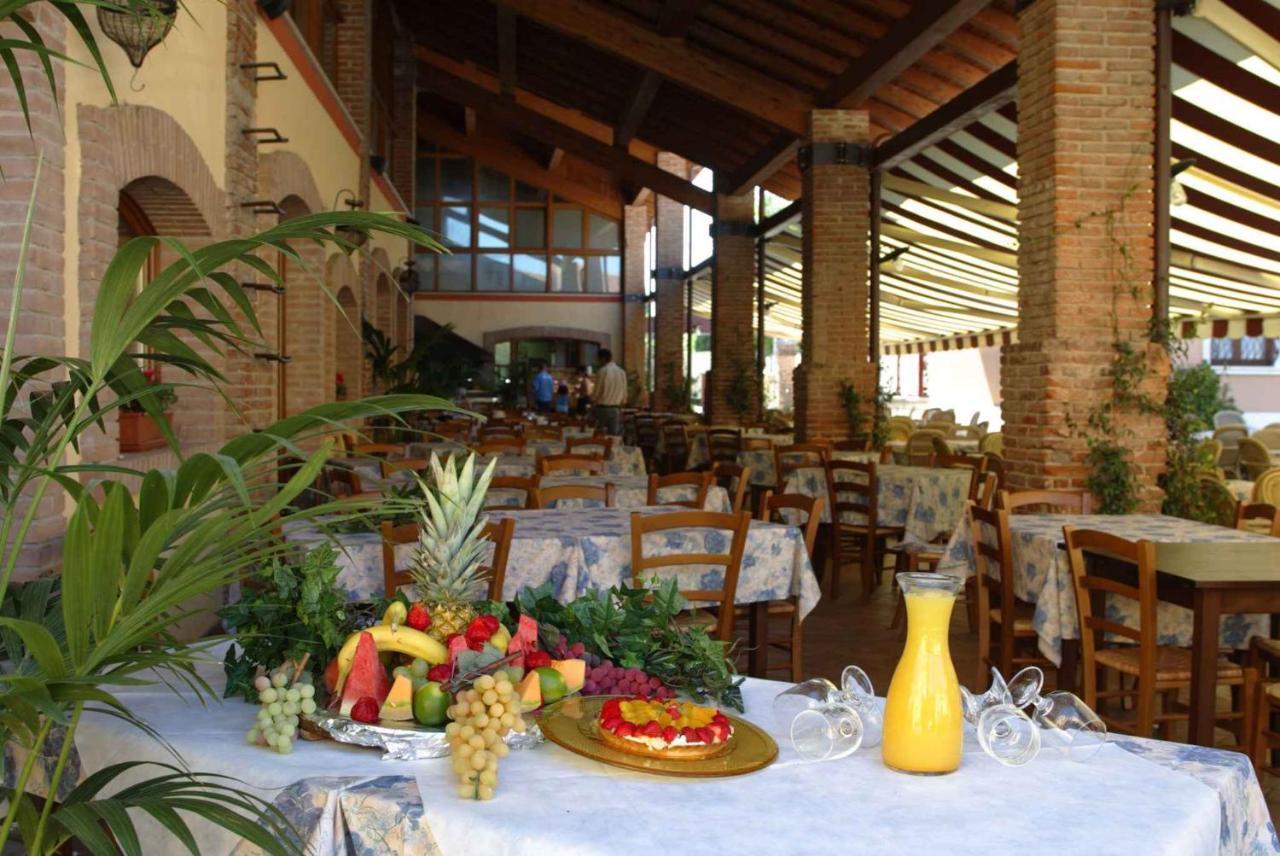Camping Bella Italia In Peschiera Del Garda - Gardasee Εξωτερικό φωτογραφία