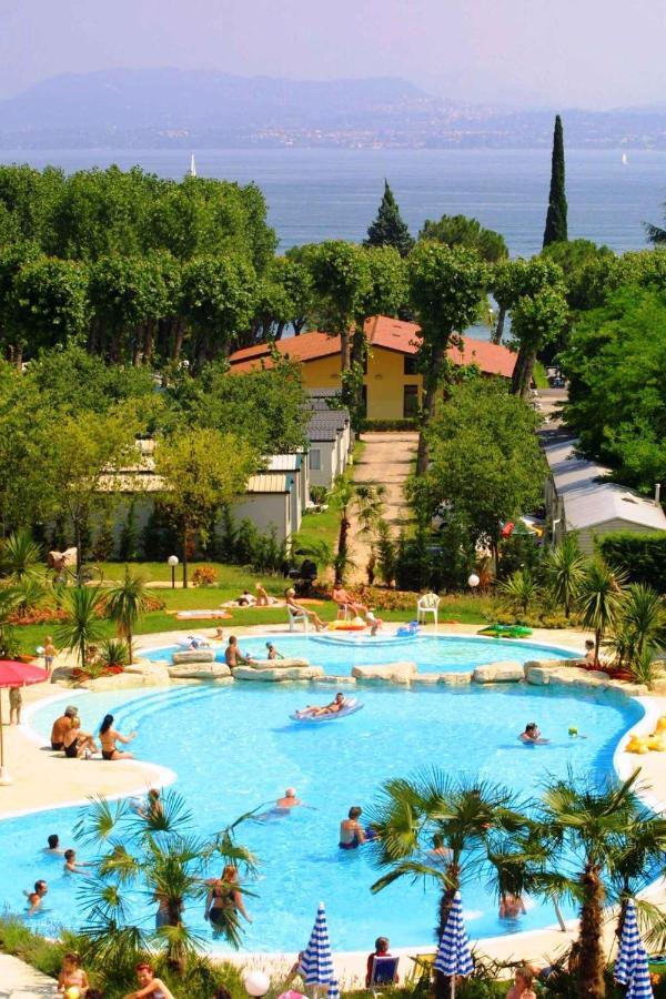 Camping Bella Italia In Peschiera Del Garda - Gardasee Διαμέρισμα Εξωτερικό φωτογραφία